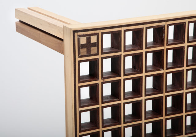 foto del particolare del tavolo